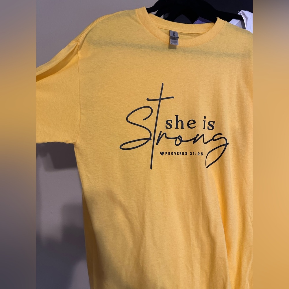 Tee shirt